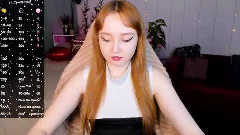 Snapshot of emma_chery chatting on 02.13.25 Emma online show from 02.13.25