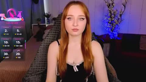 Snapshot of emma_chery chatting on 09.24.25 Emma online show from 09.24.25