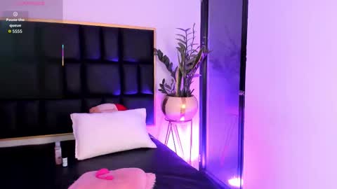 Emma online show from 03.22.26