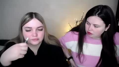 Snapshot of emma_dorn chatting on 05.02.26 Eva online show from 05.02.26