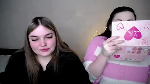 Snapshot of emma_dorn chatting on 05.03.26 Eva online show from 05.03.26