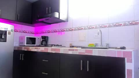 Emma online show from 10.27.25