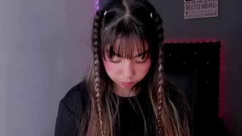 emma_grayys online show from 07.26.26