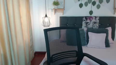 Tell me Emma online show from 04.09.26