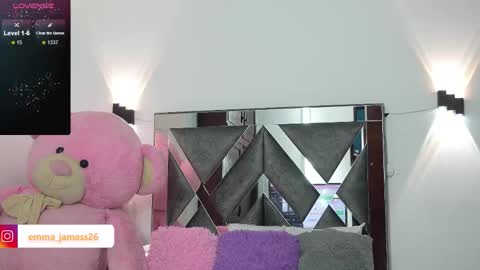 Snapshot of emma_jamess chatting on 09.21.25 emma_jamess online show from 09.21.25