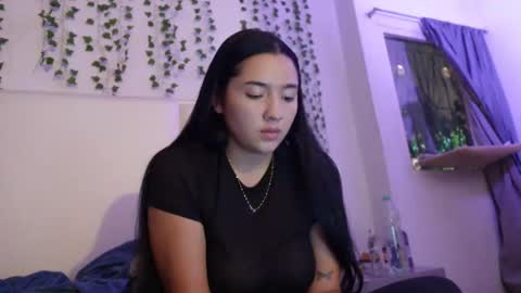 emma_johnson_ online show from 04.18.26