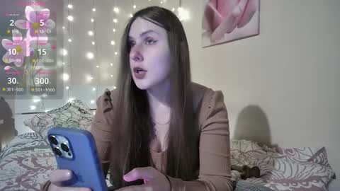 emma_just online show from 10.10.25
