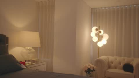 Snapshot of emma_lu1 chatting on 01.24.25 emma_lu1 online show from 01.24.25