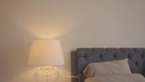 Snapshot of emma_lu1 chatting on 11.16.25 emma_lu1 online show from 11.16.25