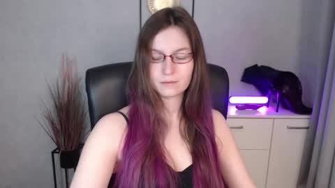 emma online show from 12.18.25