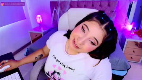 Emma Monserratt online show from 10.15.25