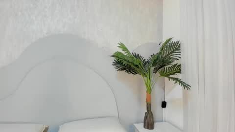 Emma Morgann online show from 03.04.26