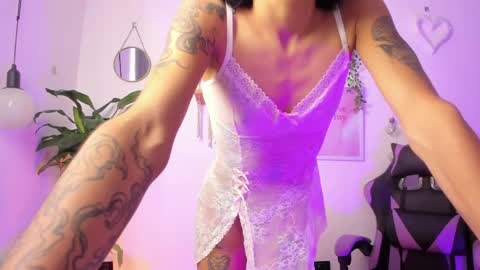 Snapshot of emma_rinaldi_ chatting on 04.15.26 Emma online show from 04.15.26