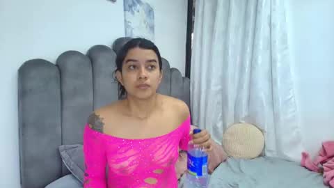emma_saenz01 online show from 01.19.26