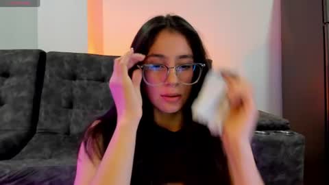 Snapshot of emma_sandovaal chatting on 07.17.26 Emma online show from 07.17.26
