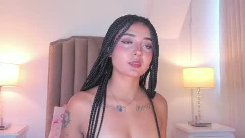 Snapshot of emma_torres__ chatting on 06.18.26 Ema online show from 06.18.26