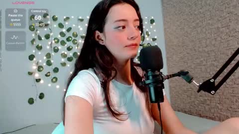 Emma  online show from 12.12.24