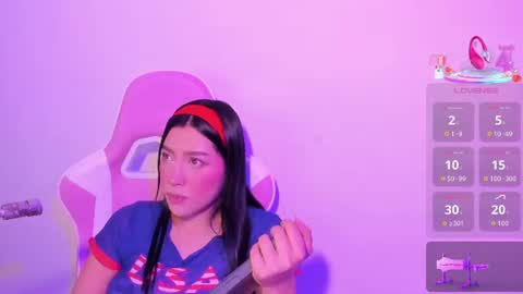Snapshot of emma_walton_ chatting on 06.18.26 online show from 06.18.26
