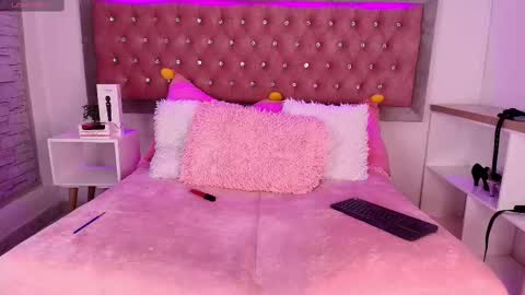 neko  online show from 03.03.25