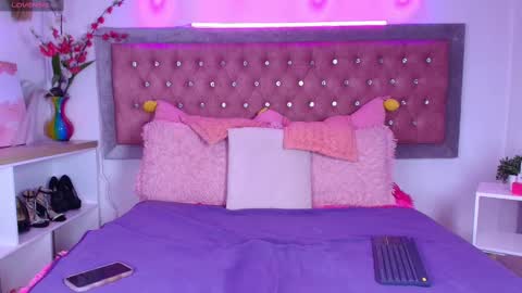 neko  online show from 09.14.25