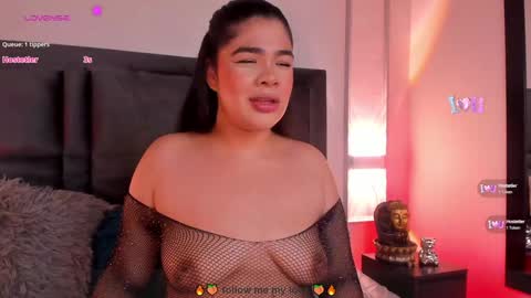 Snapshot of emmabecket2 chatting on 12.19.24 emma becket online show from 12.19.24