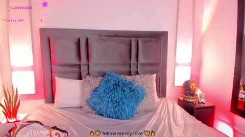 Snapshot of emmabecket2 chatting on 12.19.24 emma becket online show from 12.19.24