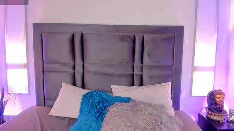 Snapshot of emmabecket2 chatting on 01.23.25 emma becket online show from 01.23.25