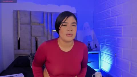 Snapshot of emmabecket2 chatting on 10.08.25 emma becket online show from 10.08.25