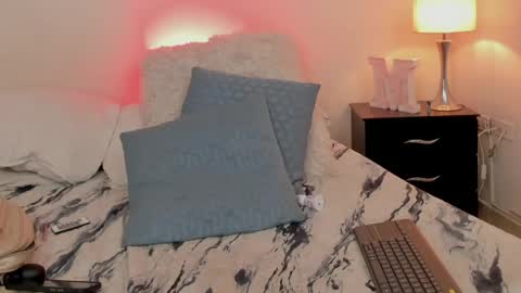 Emma  online show from 05.23.26