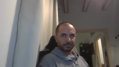 Ariel online show from 01.06.25