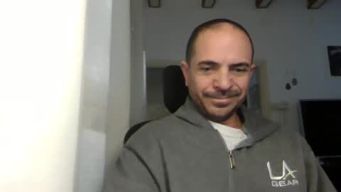 Ariel online show from 01.08.25