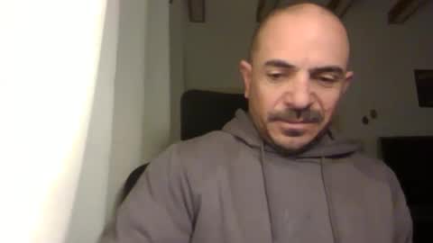 Ariel online show from 01.30.25