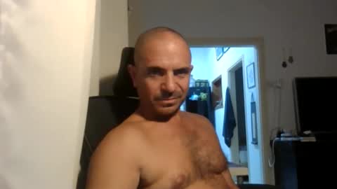 Ariel online show from 10.31.25