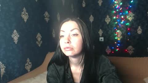 Snapshot of emmagoldx chatting on 05.18.26 EmmaGoldX online show from 05.18.26