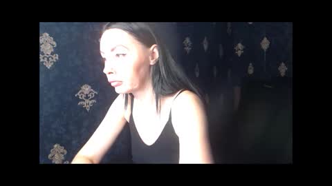 Snapshot of emmagoldx chatting on 06.01.26 EmmaGoldX online show from 06.01.26