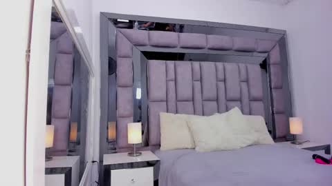 EMMA HILL online show from 02.10.26