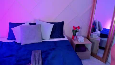 emmajohanson online show from 10.04.25