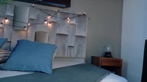 E M M A   online show from 02.09.26