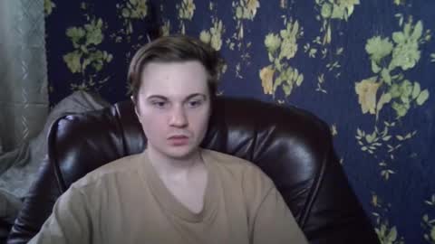 Snapshot of emmanuel_manny chatting on 11.12.25 emmanuel_manny online show from 11.12.25