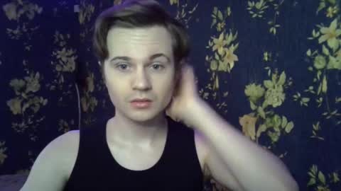 Snapshot of emmanuel_manny chatting on 12.04.25 emmanuel_manny online show from 12.04.25