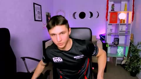 Snapshot of emmanuel_shine chatting on 02.23.26 Emmi online show from 02.23.26