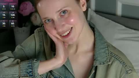 Snapshot of emmasagge chatting on 06.03.26 Emma online show from 06.03.26