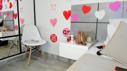  Emma  online show from 02.15.25