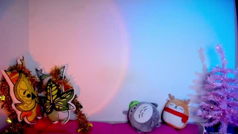 RH-NEGATIVE GREEN-EYED BAELIEN online show from 12.15.24