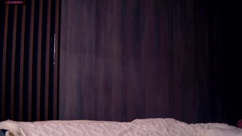 Emma online show from 12.21.25