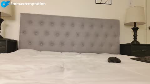 Snapshot of emmaxtemptation chatting on 01.26.25 Do you want more of me subscribe to my OnlyFans... hundreds of high quality videos and photos for you online show from 01.26.25