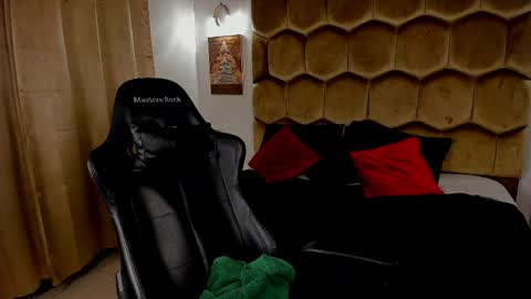 Snapshot of emmet_collinsjs chatting on 03.28.26 EMMETT COLLINS online show from 03.28.26