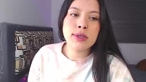 Snapshot of emmi_0 chatting on 10.03.25 Emily Independent model online show from 10.03.25