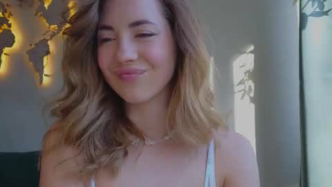 Miss Emmi online show from 02.19.25