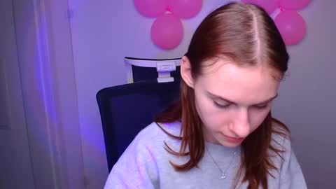 Snapshot of emmi_rossum chatting on 02.17.25 Emmi online show from 02.17.25